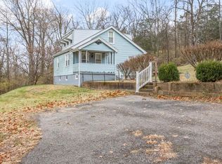 1300 Wolf Hollow Rd, Imperial, MO 63052