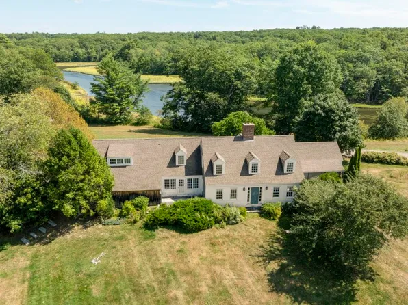 68 Belvedere Road, Nobleboro, ME 04555