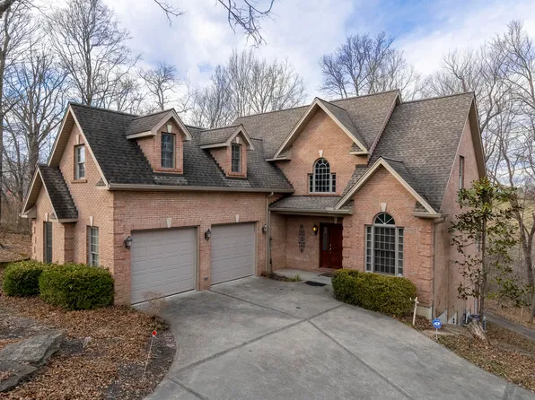 118 Hogans Pkwy, Dry Ridge, KY 41035