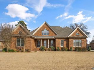 14892 Wildwood Dr, Athens, AL 35613