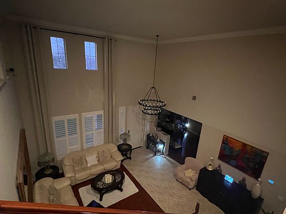 5th image of 9372 Anakin Ln