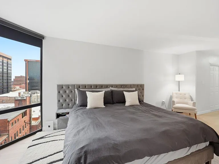 1625 Larimer St #1001 — Photo 42
