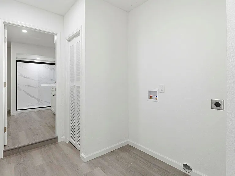 2836 Kilkare Rd — Photo 12