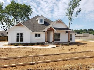 1106 Basin Dr, Van Buren, AR 72956