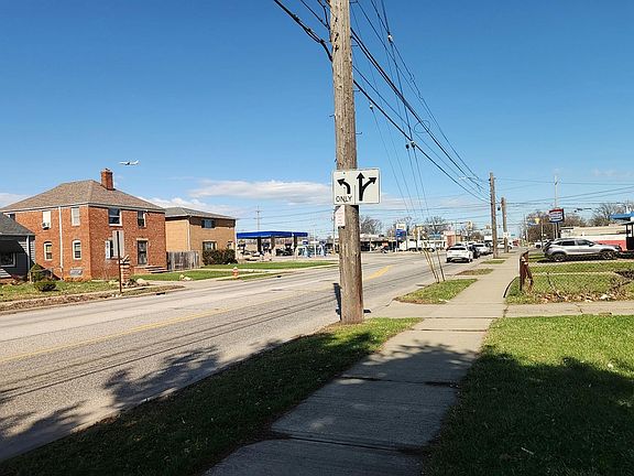 4th image of 4477 W 150th St