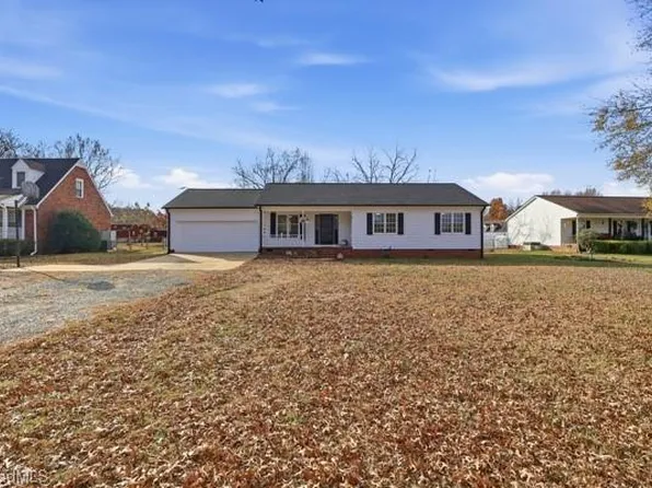 3472 Mine Creek Rd, Burlington, NC 27217