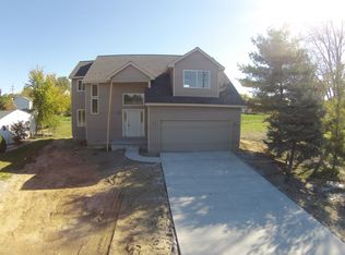 47 Lochaven Rd, Waterford, MI 48327