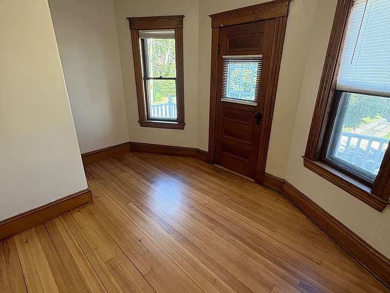 68-70 Adams St #2 — Photo 25