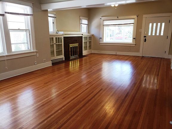 2nd image of 1021 N 32nd St