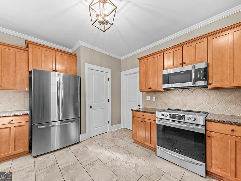 135 Idlewilde Dr — Photo 12