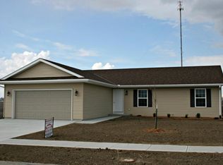 1011 W 19th St, Maryville, MO 64468