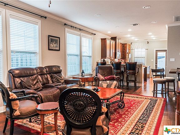 5th image of 101 Fleetwood Dr