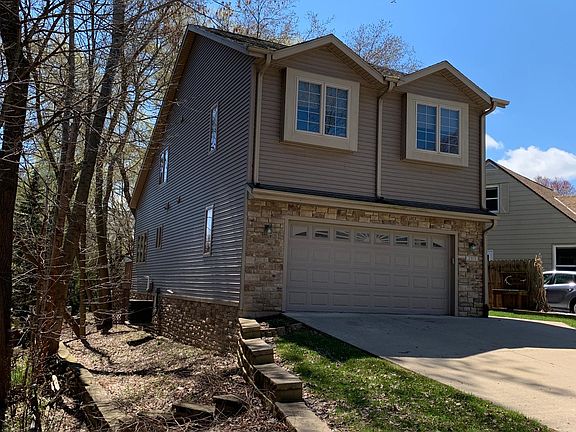 4th image of 2915 E Crawford Ave