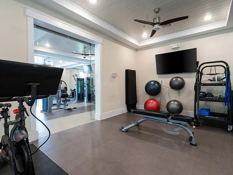 Novus Westshore — Photo 38
