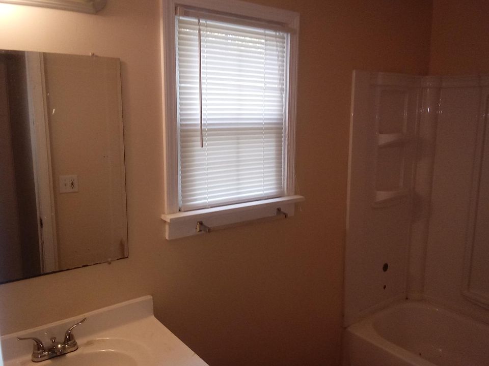 2nd image of 533 S Crescent Ave