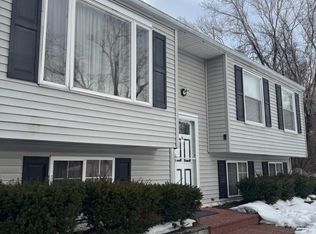 379 Clover Ct, Glen Burnie, MD 21060