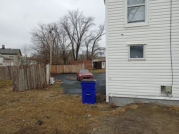 4th image of 217 N Erie Blvd