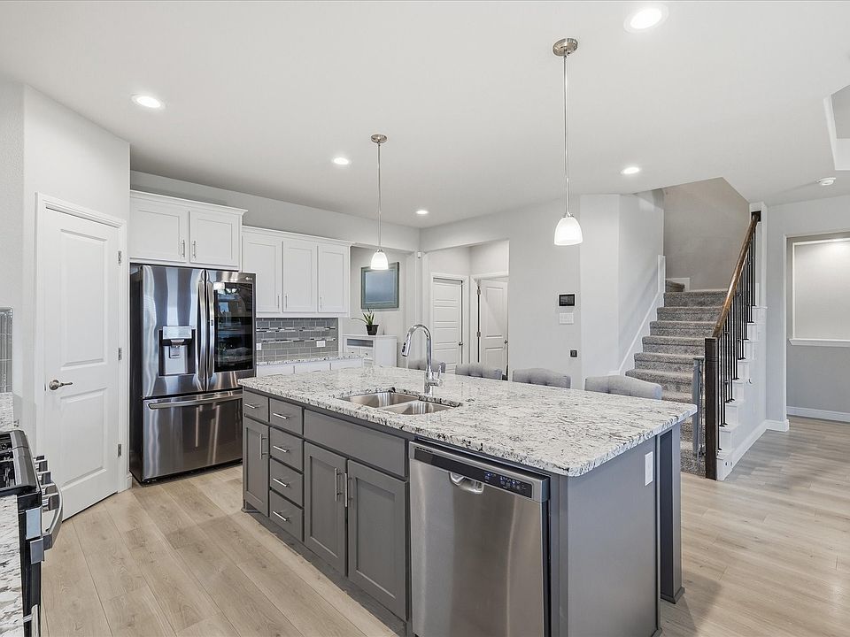 1st image of 1617 Longspur Dr