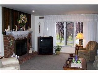 179 Hall Rd, Aliquippa, PA 15001