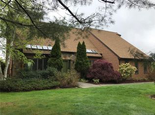 19 Green Ln, Durham, CT 06422