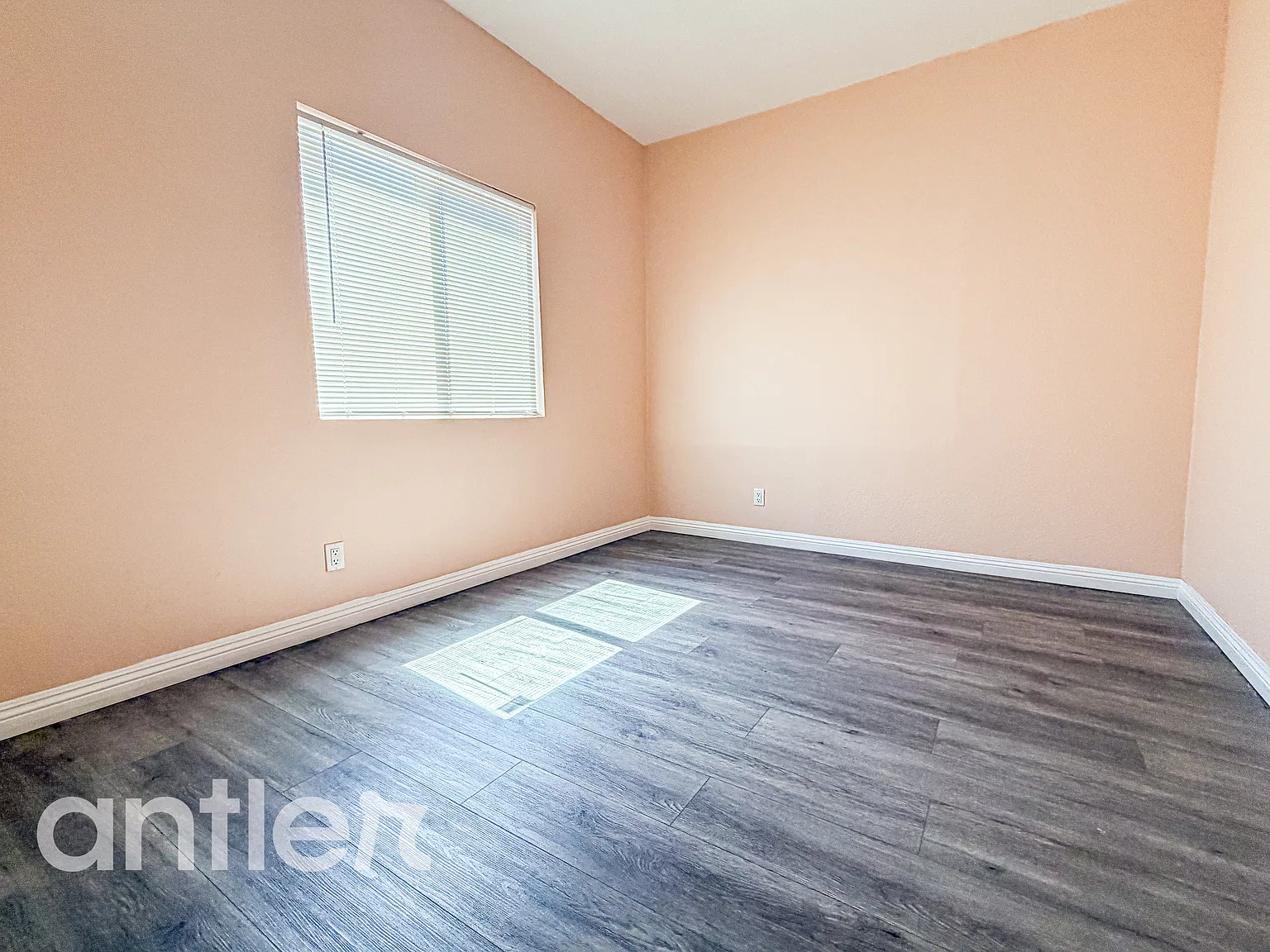 4 bed, $3,195 — Photo 2