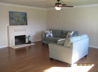 4040 Oro St, Redding, CA 96001