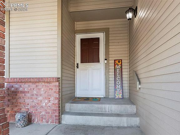 4th image of 8945 Aragon Dr