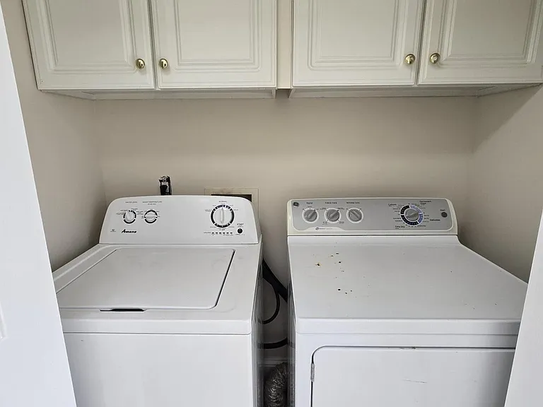 102 White Oak Dr — Photo 12