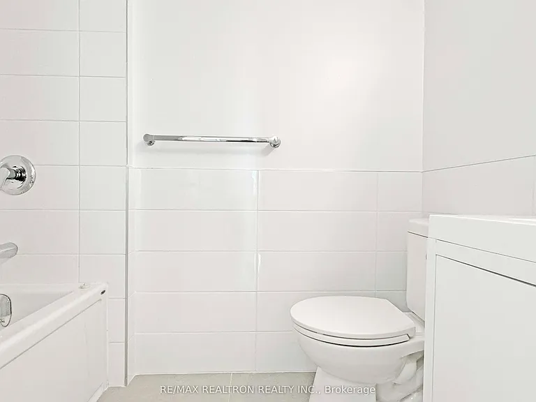 10 Shallmar Blvd #607 — Photo 15