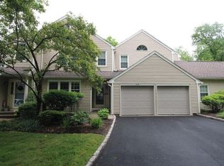 418 Pitkin Holw, Trumbull, CT 06611