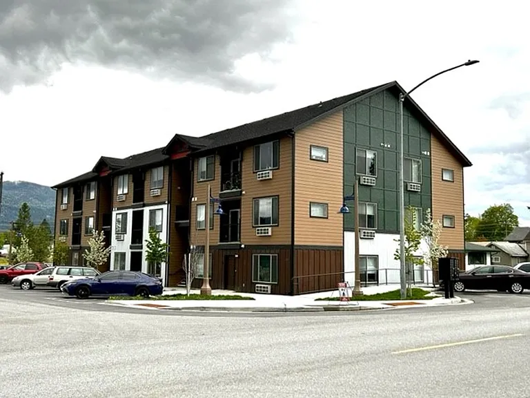 371 N Post St — Photo 6