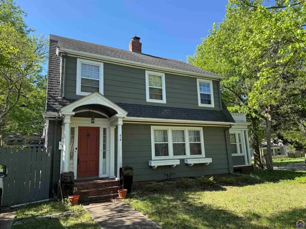 519 W 12th Ave, Emporia, KS 66801