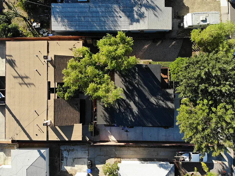 6841 Mohawk St — Photo 27