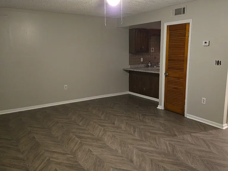 1045 Keith Dr #A — Photo 23