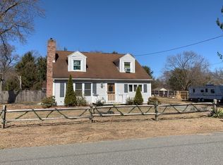 85 Manchonis Rd, Wilbraham, MA 01095