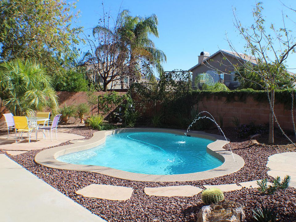 1st image of 1821 W Eagle Crest Pl