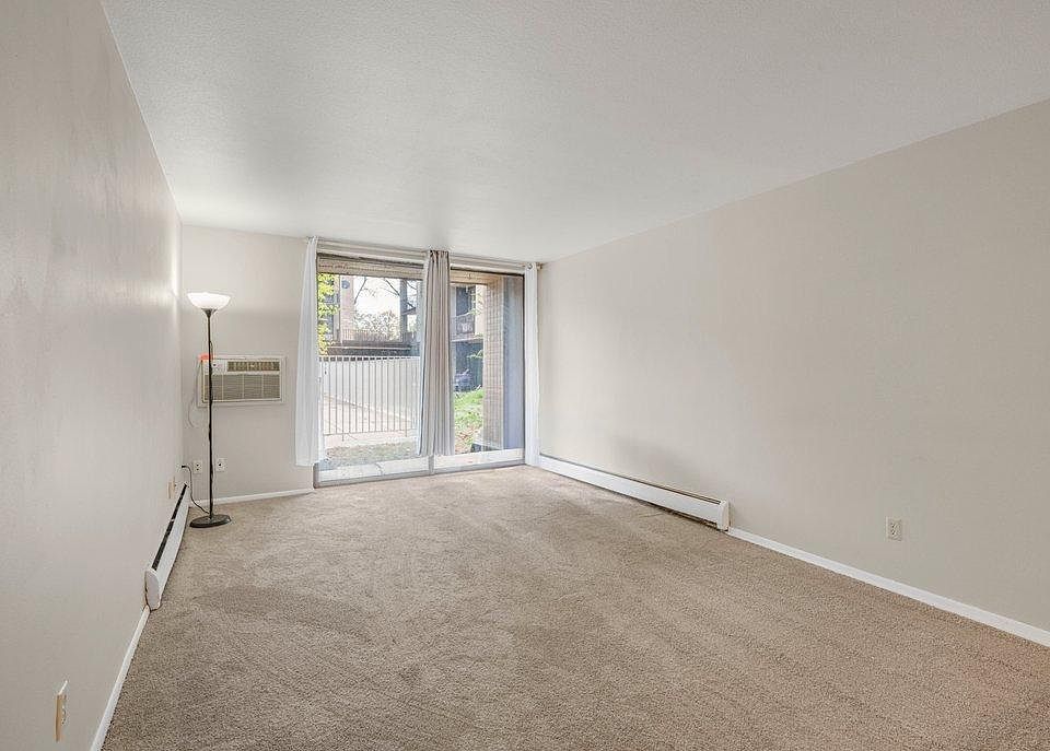 1st image of 4023 14th Ave #5A