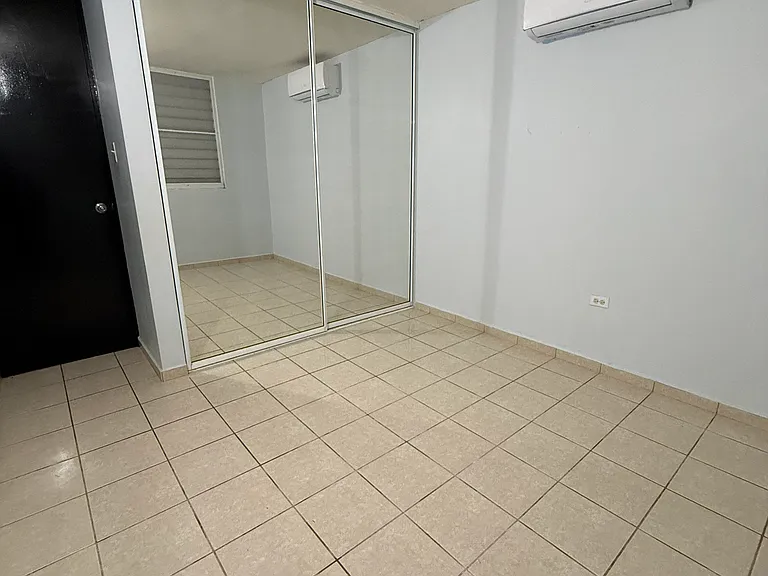 892 Calle Los Robles #M24 — Photo 11