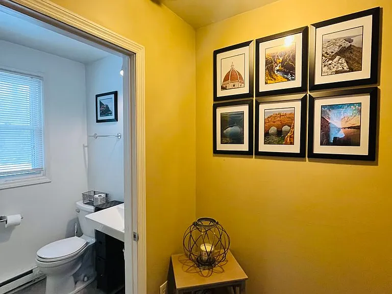 Beautifully Remodeled 2BR home in great neighborhood (Guilderland Schools) — Photo 15