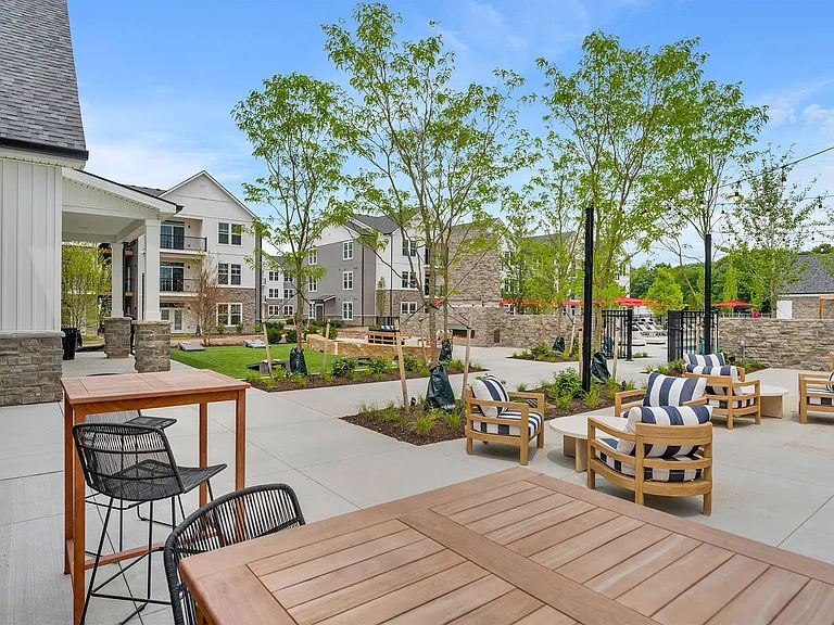 Harrison Landing Apartments — Photo 40