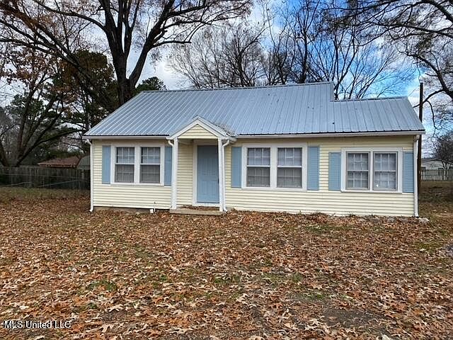 1st image of 316 E Gilmore St