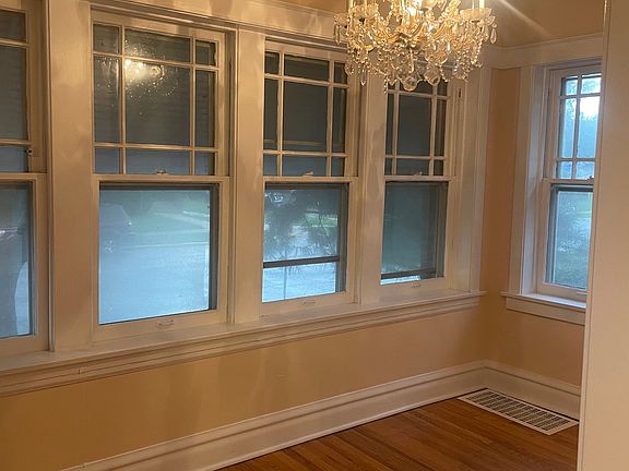 5th image of 1903 Ridgeland Ave