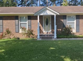 255 Buckhead Rd, Fayetteville, NC 28303