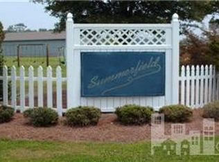 114 Summer Ridge Dr, Wallace, NC 28466