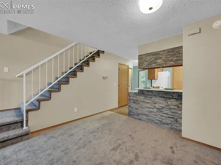 3467 Queen Anne Way — Photo 7