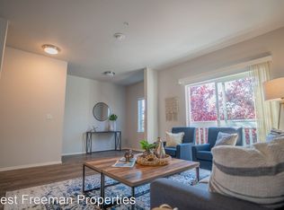 16309 2nd Pl W #W, Lynnwood, WA 98087