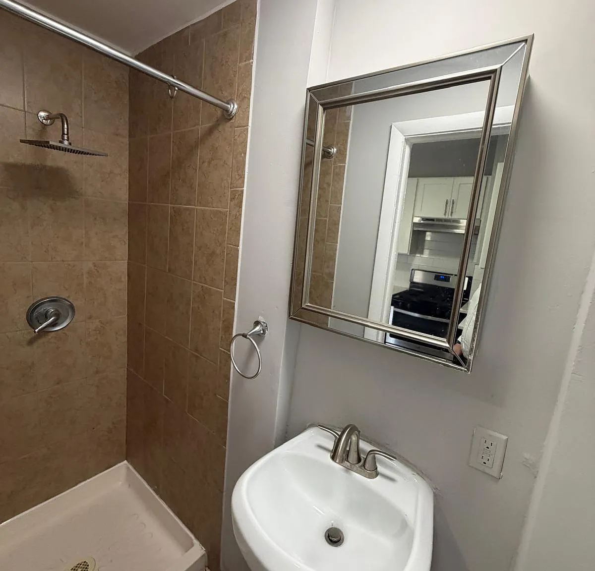 1 bed, $1,575 — Photo 2