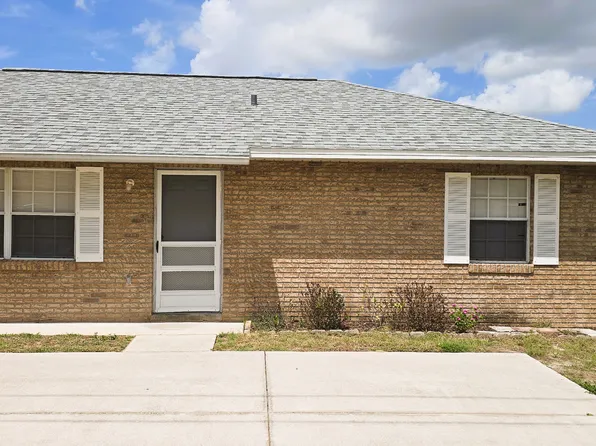 1438 Thousand Roses Dr S, Lake Wales, FL 33853