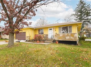 5459 Comstock Rd, Bedford Heights, OH 44146