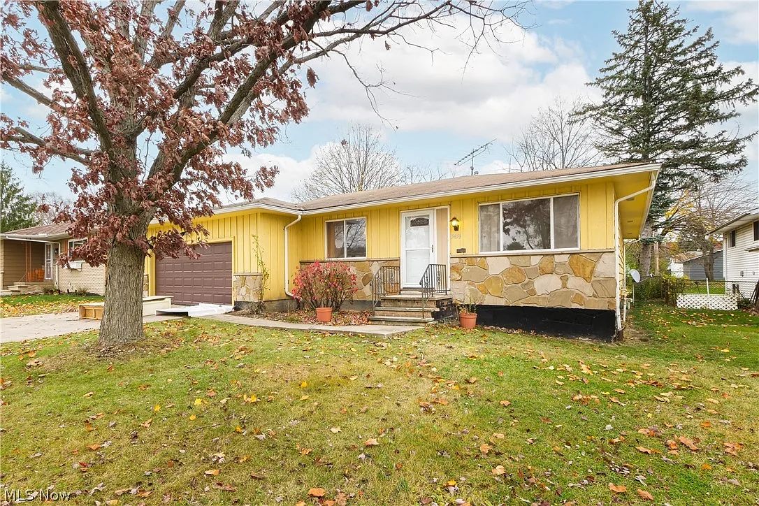 5459 Comstock Rd photo 1